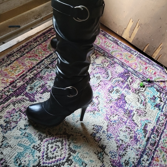 Shoes - Size 10, Black 4 1/4 in Faux Leather, High-heel boots with O-ring Buckle Straps